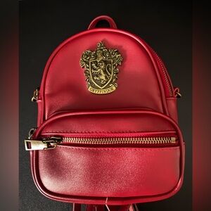Gryffindor Mini Backpack – Harry Potter x Universal Studios Red  w Gold Crest